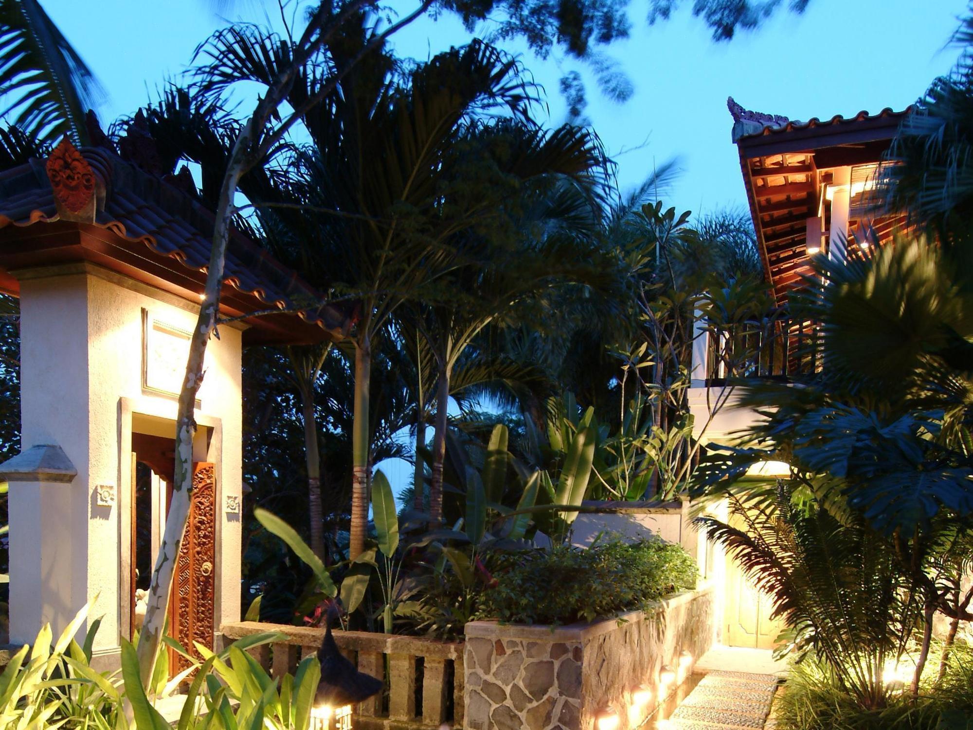 Tempat Senang Spa Resort & Restaurant Sekupang Ngoại thất bức ảnh